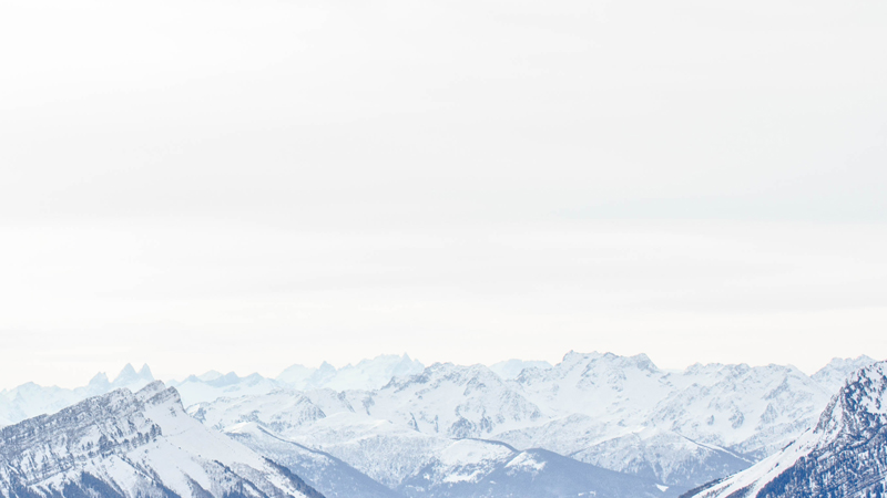 Montagnes minimalistes....jpg