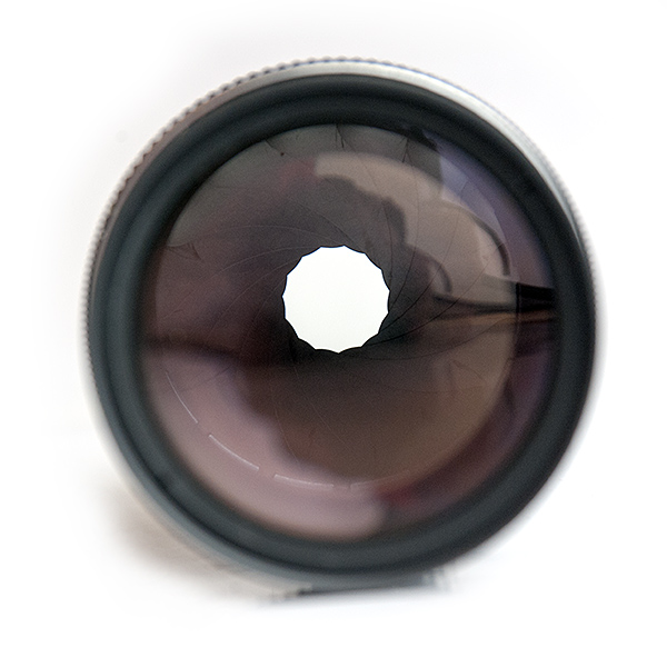Pentacon-200-02-small.jpg