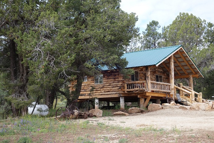 052 Notre chalet.jpg