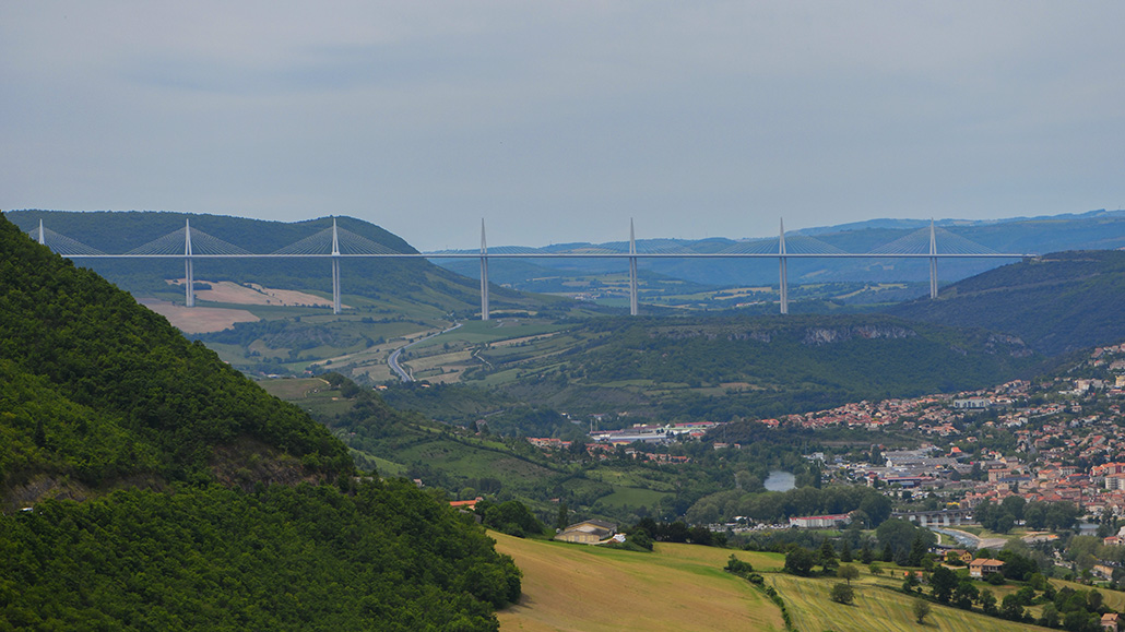 74-Le pont de Millau.jpg