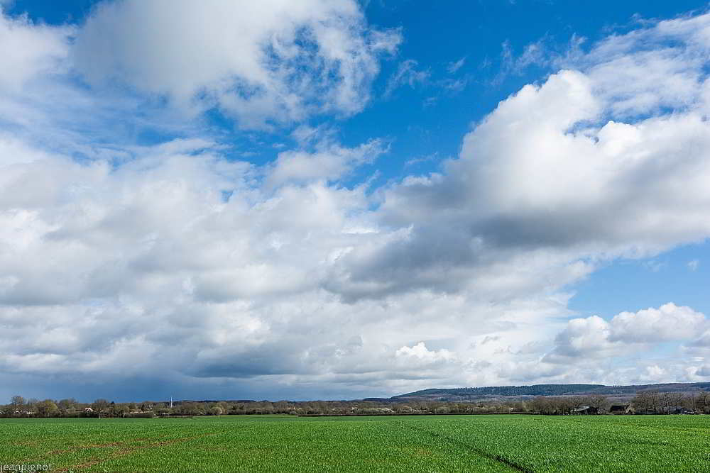 N1 les nuages aprochent.JPG