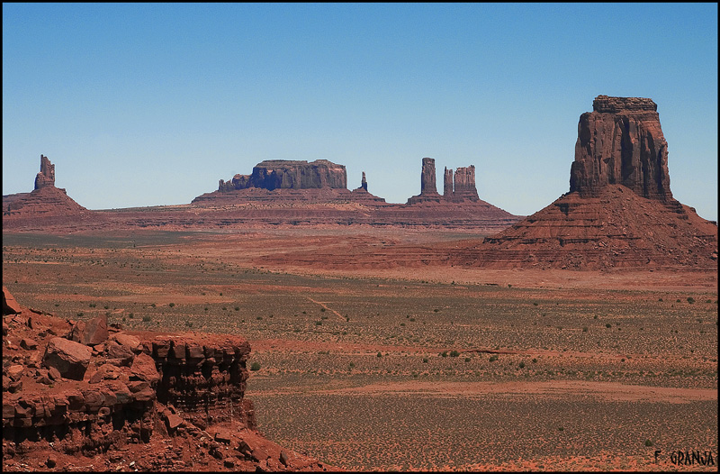 9-Monument valley.jpg
