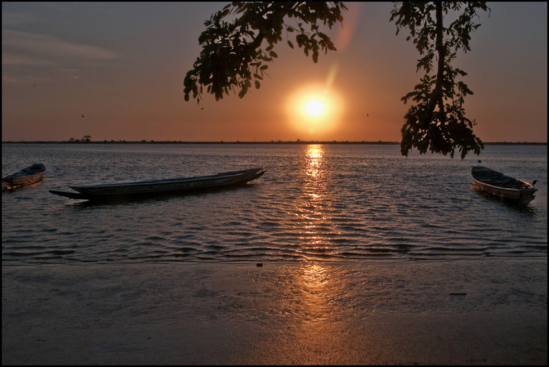 Coucher de soleil sur le delta.jpg